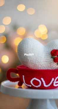 Dorogina Toys - Knitted World by Elena - Elena Dorogina - Valentine