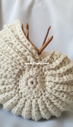 Crochet ammonite shell