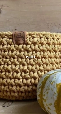 The Left Hookery - Tamsin Leonard - Crochet Basket With Handles