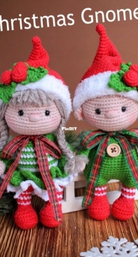 Massima Design - Olya / Olga Povzun - Christmas Gnomes - Spanish - Translated