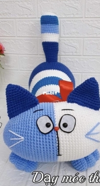 Ha Nguyen Crochet - Nguyen Thu Ha - Hakiwi - Chubby Cat with Detachable Face in Two Colors - English - French - German - Dutch - Italian