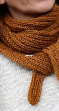 Double Espresso Scarf by Katarina Linnhagen - English, Swedish