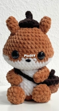 Didis Plushies - Baby Squirrel - English