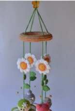Es un Mundo Amigurumi - Sandra Droppelmann - Mobile Butterflies and Flowers - Spanish