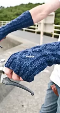 Arden by Mikka Rose - Wayfaring Knitter - Free