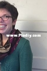 Flying Triangles Cowl by Emily Devlin