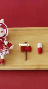 Qin - Medicine Tamping Bunny - Chinese