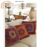 RedHeart LW3492 - Circle in the Square Pillows by Marianny Forestal