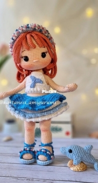 Kartanesi Amigurumi - Çiğdem Erdoğan - Laura Doll - English