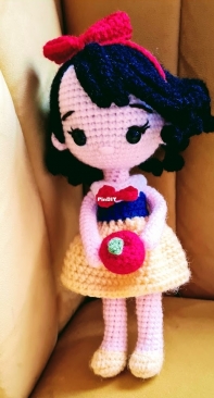 Green Frog Crochet -  Snow White