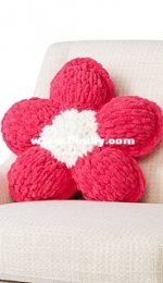 Yarnspirations Design Studio - Blossom Pillow - Free