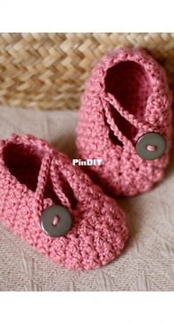 Mon Petit Violon - Vita Apala - Pretty in Pink Baby Booties