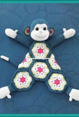 Creimtions - Imke Crooijmans - Cuddle Monkey - Dutch