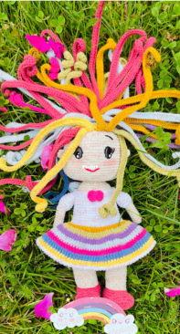 Magda Carla - Rainbow Doll -  Boneca Arco-iris - Arcoiris - Portuguese