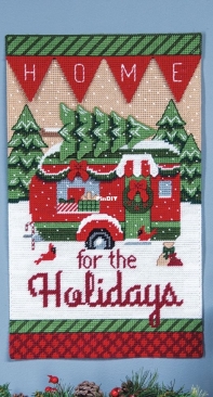 Mary Maxim 30315 Holiday Camper Wall Hanging