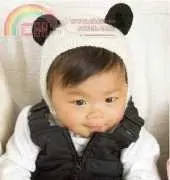 Red Heart-SN0117-Panda Cub Hat & Mitts by Linda Cyr-Free