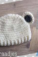 Nichelle van der Weide - Baby hat with ears  - Dutch - Free
