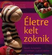 Eletre kelt zoknik Alive socks from Daniel Book- HUNGARIAN LANGUAGE