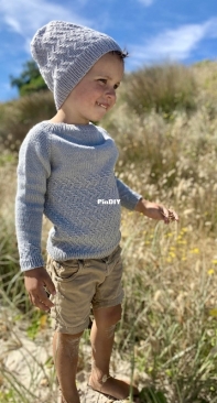 Twiggy Hat by RachyKnits by Rachel Kleynhans-FREE