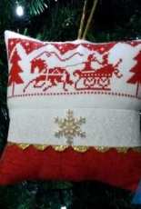 Ornament-  Leisure Arts