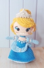 Pipizzuella Crochet - Maira Pérez Tessino - Cinderella - Cenicienta - English and Spanish - Free