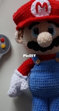 Super Mario