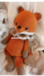 Malea Handmade - Malea Boutique - Mea Komorski - Fox Nova - Music box size
