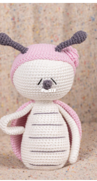 Hobbii Friends - PifPaf - Maggie the Ladybug - Lieveheersbeestje Maggie - Dutch - Free