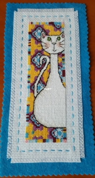 Bookmark for books according to the scheme from the magazine
