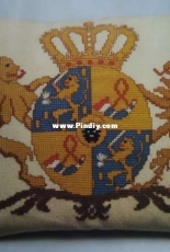 Permin Broderi 87-9305 - Coat of Arms Cushion