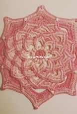 Lifestyle By Ella - Elisabeth Laitila - Art Lotus in Yarn - English and Swedish - Free
