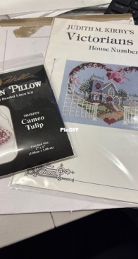 Mill Hill Cameo Tulip