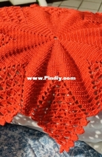 Red table center - crochet