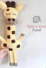 Spin a Yarn Crochet - Jillian Hewitt  - Ragdoll Giraffe - Free