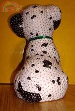 Perro con lentejuelas