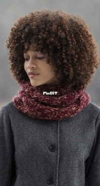 Spangle Cowl by Bobbi IntVeld - Free