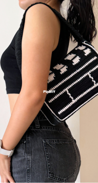 Lankabyme - Lanka by me - Stefanie Ghea - Clapboard Bag - Free