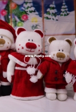 Knitting By Post - Beau, Belle, Boo and Bess Bears Toys Adventure 2