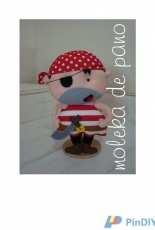 Moleka de Pamo - Felted Pirate Sailor - Portuguese