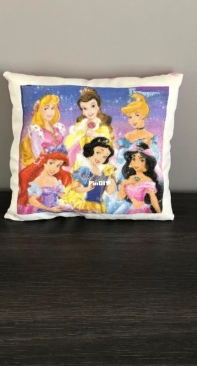 cushion disney princesses