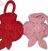 Purse with Leaves by Kristiina Temin-English,Portuguese,Russian-Free