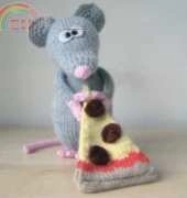 Fluff & Fuzz-Pepperoni ,the Rat by Amanda Berry
