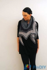 Abaia Shawl by Lisa Mutch