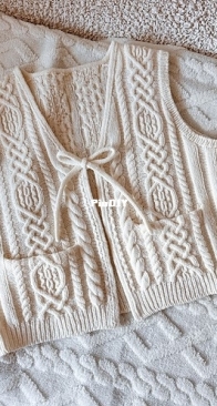 Vest The Delight by Manmi Choi