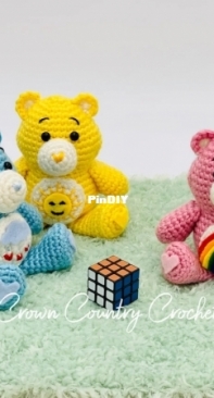 Crown Country Crochet - Stevie Hill - Cuddly Bears