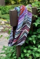Yarnbits Scarf by Eileen Vito-Free