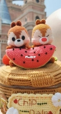 Jie Mo Sheng Yu Pian Er - Wu Ren Kan Guan - Chip and Dale Watermelon Bag - Chinese
