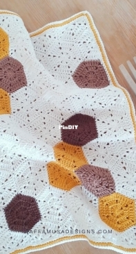 Raffamusa Designs - Raffaella Tassoni - Honeycomb Kitchen Towel - Free