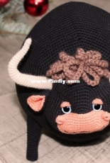 Elena Lavrushkina - Black Bull -Russian