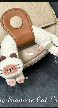 Meaghanty Handmade - Meaghan - Melting Siamese Cat - English Translation